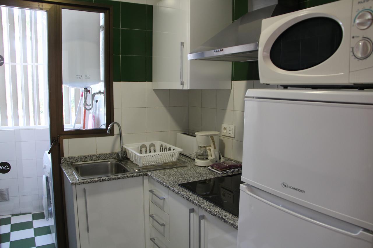 Apartamentos Amalia By Mc Benidorm Habitación foto